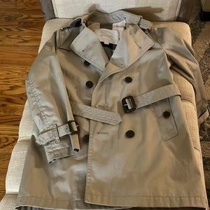 Children’s Burberry rain coat. Size 6T